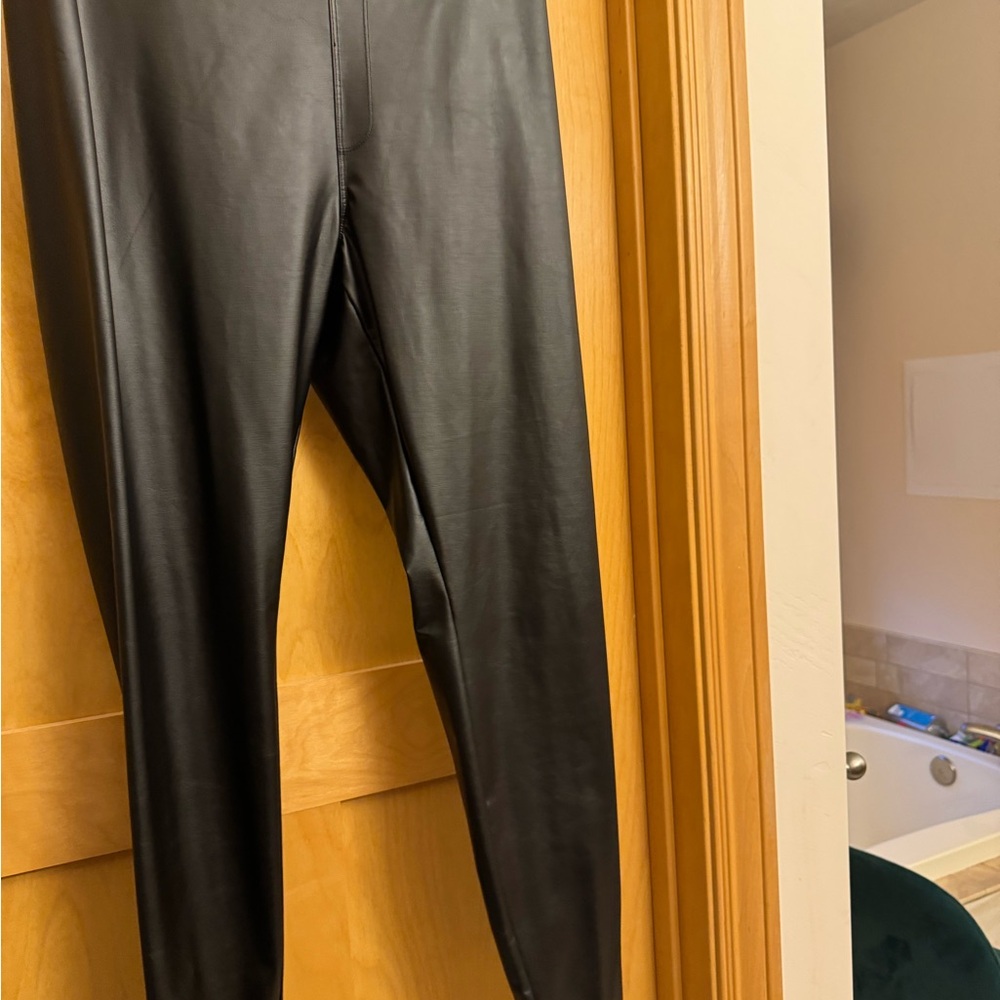Aerie Black High-Rise faux leather Leggings